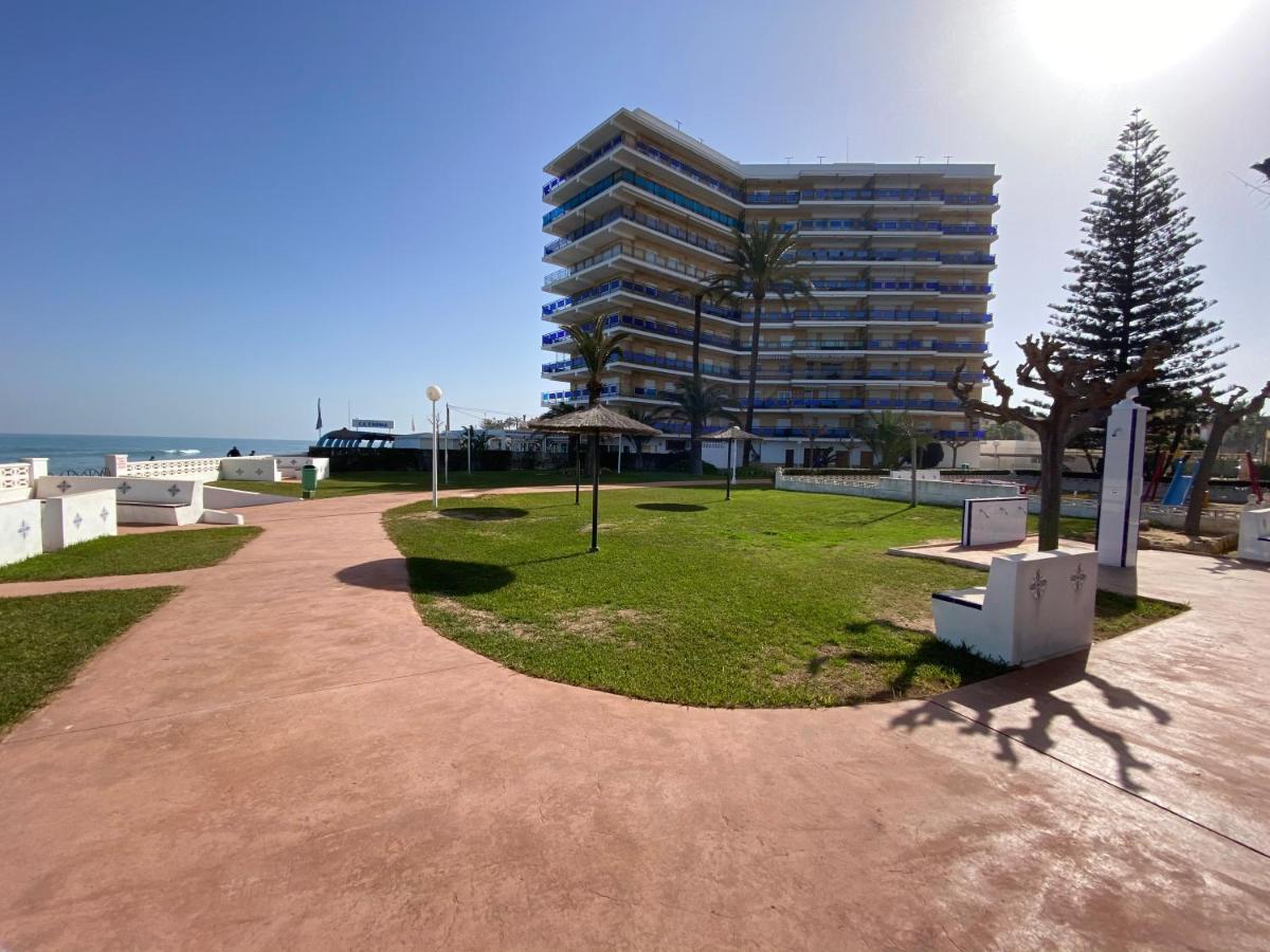 Atico En Primerisima Linea De Playa!!! Dénia Buitenkant foto